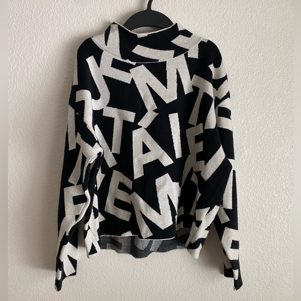 Je t'aime Maeve by Anthropologie black and white knit sweater SMALL Valentines